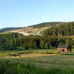 度假居 Maly Czar Czarnow (Kamienna Gora)